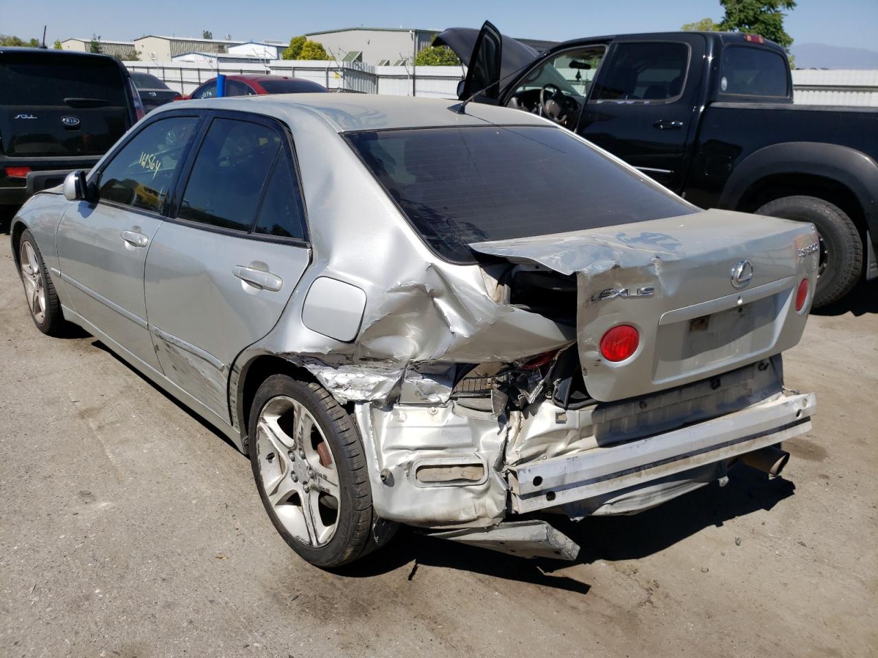 Photo 9 from auction – 2002 LEXUS IS 300 with VIN JTHBD192420062624