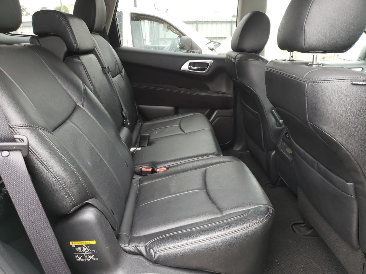 Photo 6 from auction – 2013 NISSAN PATHFINDER with VIN 5N1AR2MN3DC628596