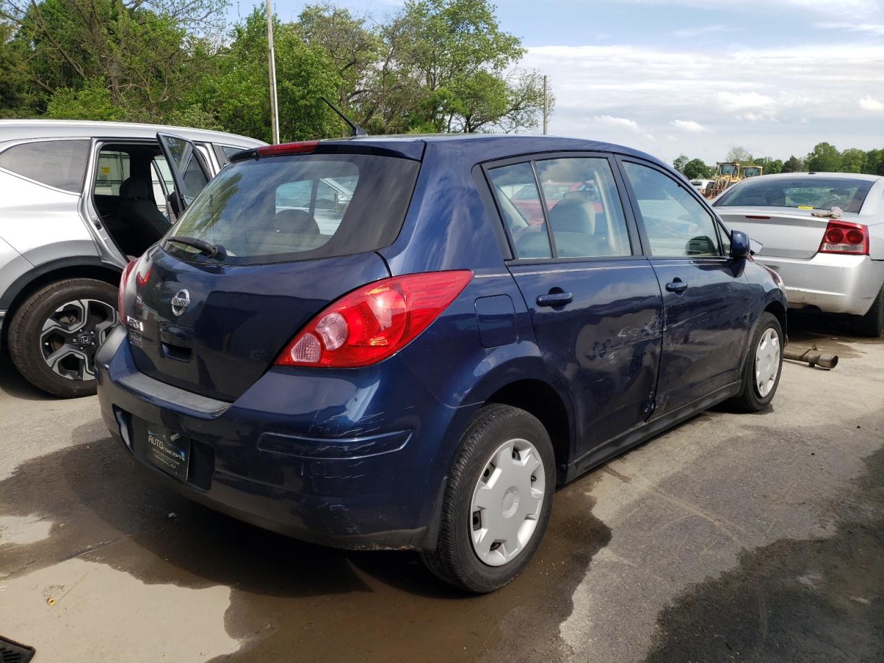 Photo 4 from auction – 2008 NISSAN VERSA S with VIN 3N1BC13EX8L459728