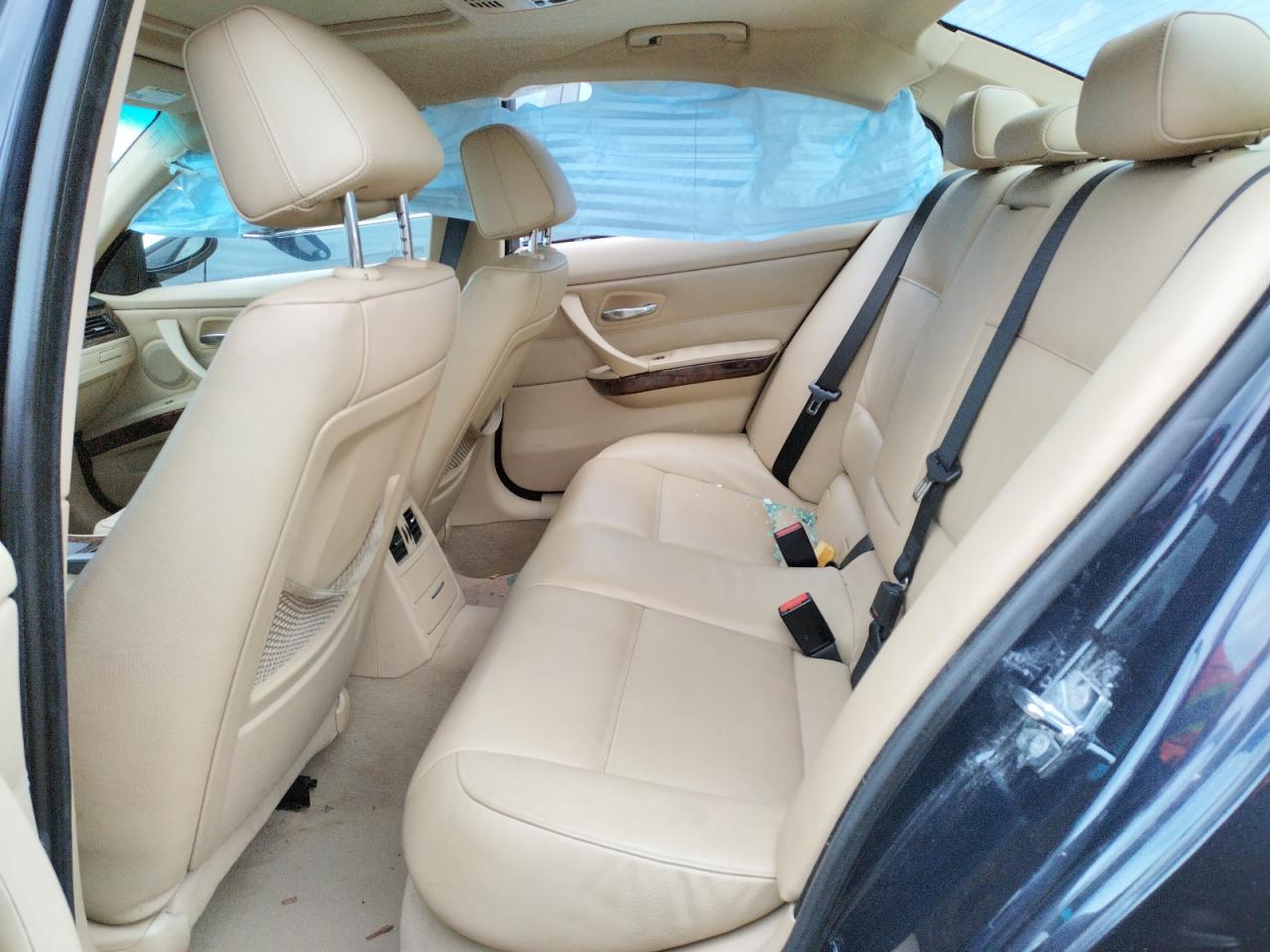 Photo 6 from auction – 2007 BMW 328 XI with VIN WBAVC93577KX61855