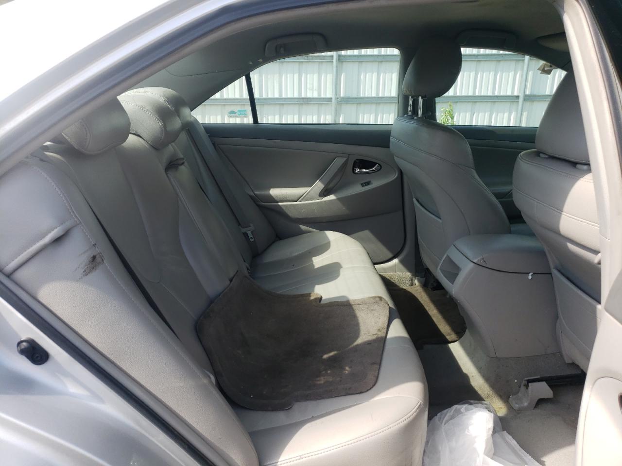 Photo 6 from auction – 2011 TOYOTA CAMRY BASE with VIN 4T4BF3EK6BR158889