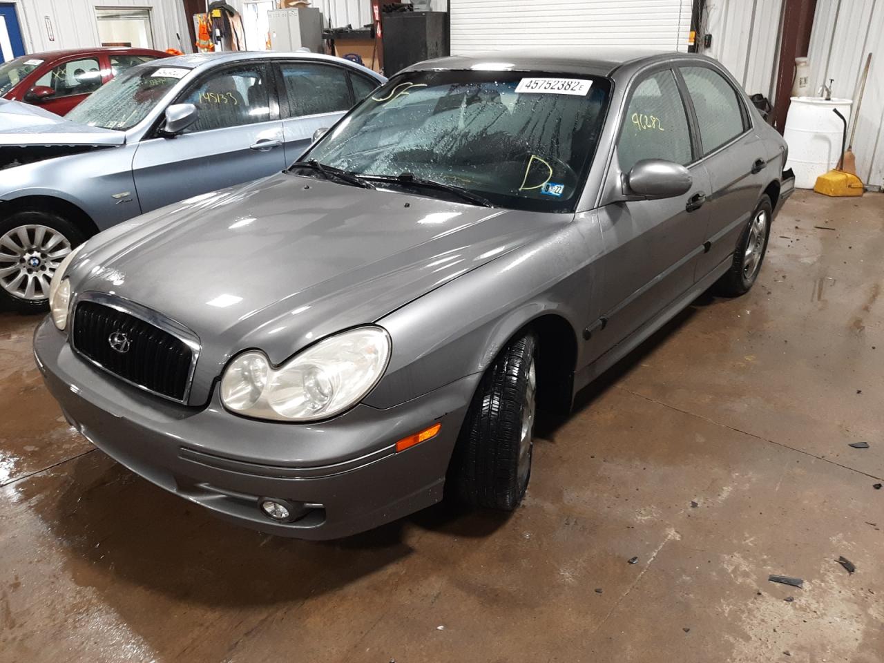 Photo 2 from auction – 2002 HYUNDAI SONATA GL with VIN KMHWF25S42A576441