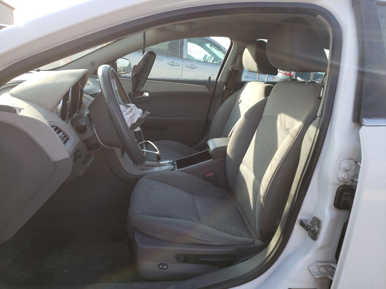 Photo 5 from auction – 2012 CHEVROLET MALIBU LS with VIN 1G1ZA5EU3CF232485