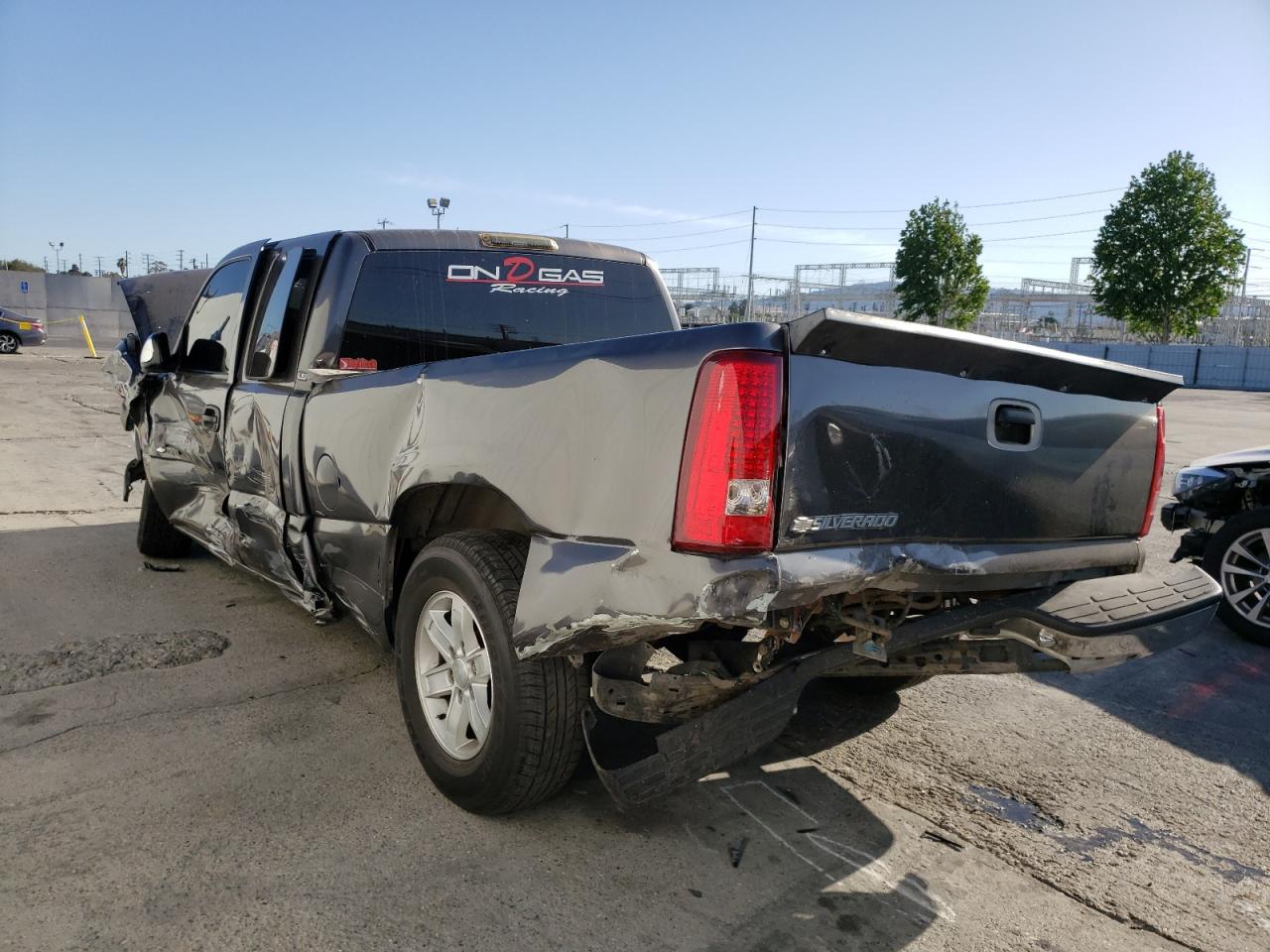 Photo 3 from auction – 2001 CHEVROLET SILVERADO with VIN 2GCEC19T611238165