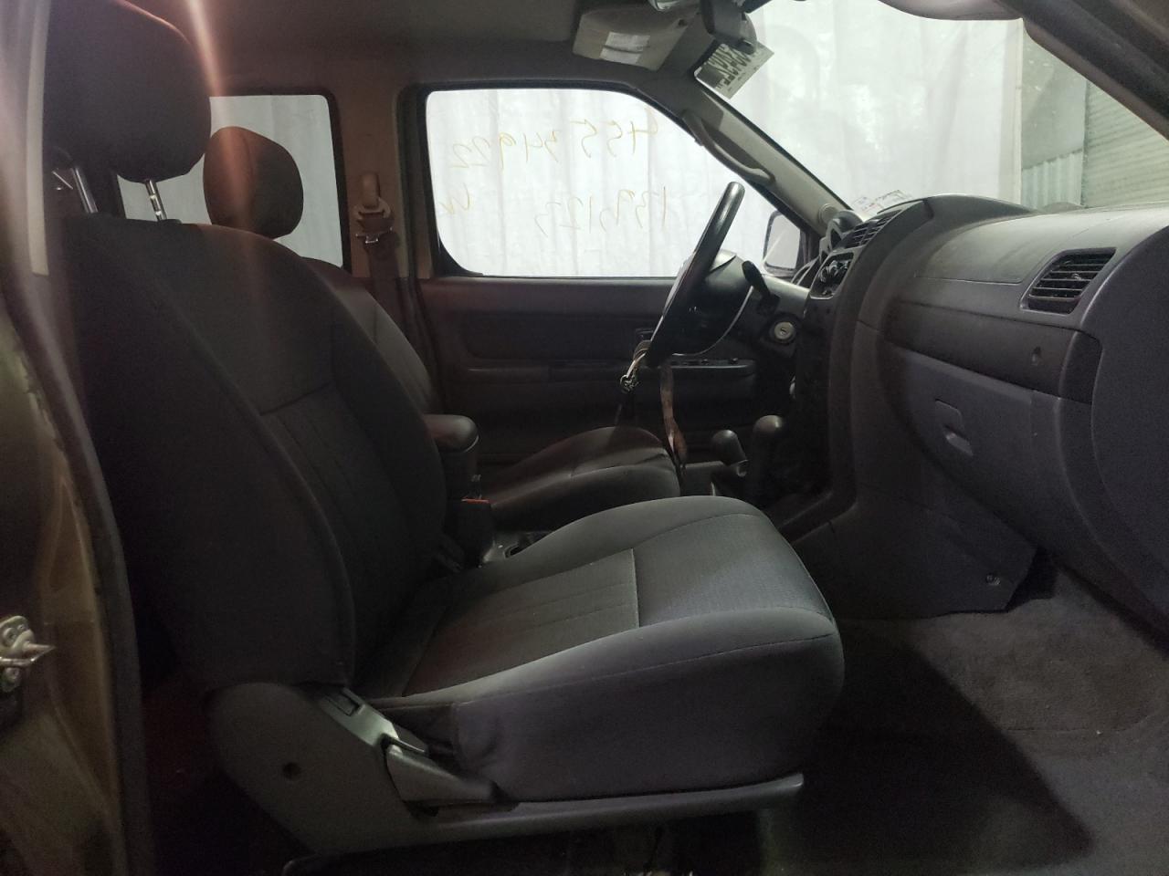 Foto 5 de la subasta – 2002 NISSAN FRONTIER C con VIN 1N6MD29Y32C365068