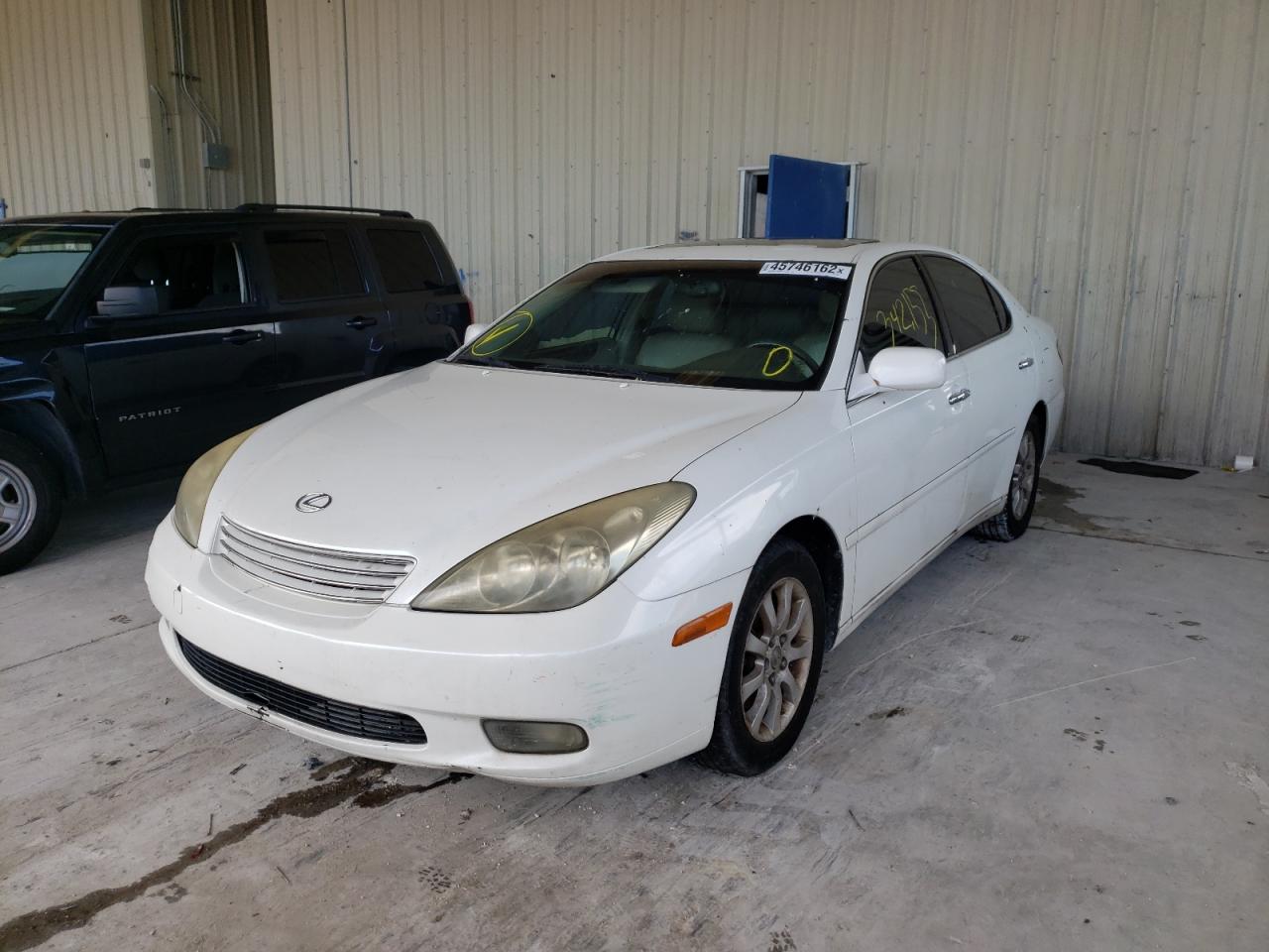 Photo 2 from auction – 2004 LEXUS ES 330 with VIN JTHBA30G645012598
