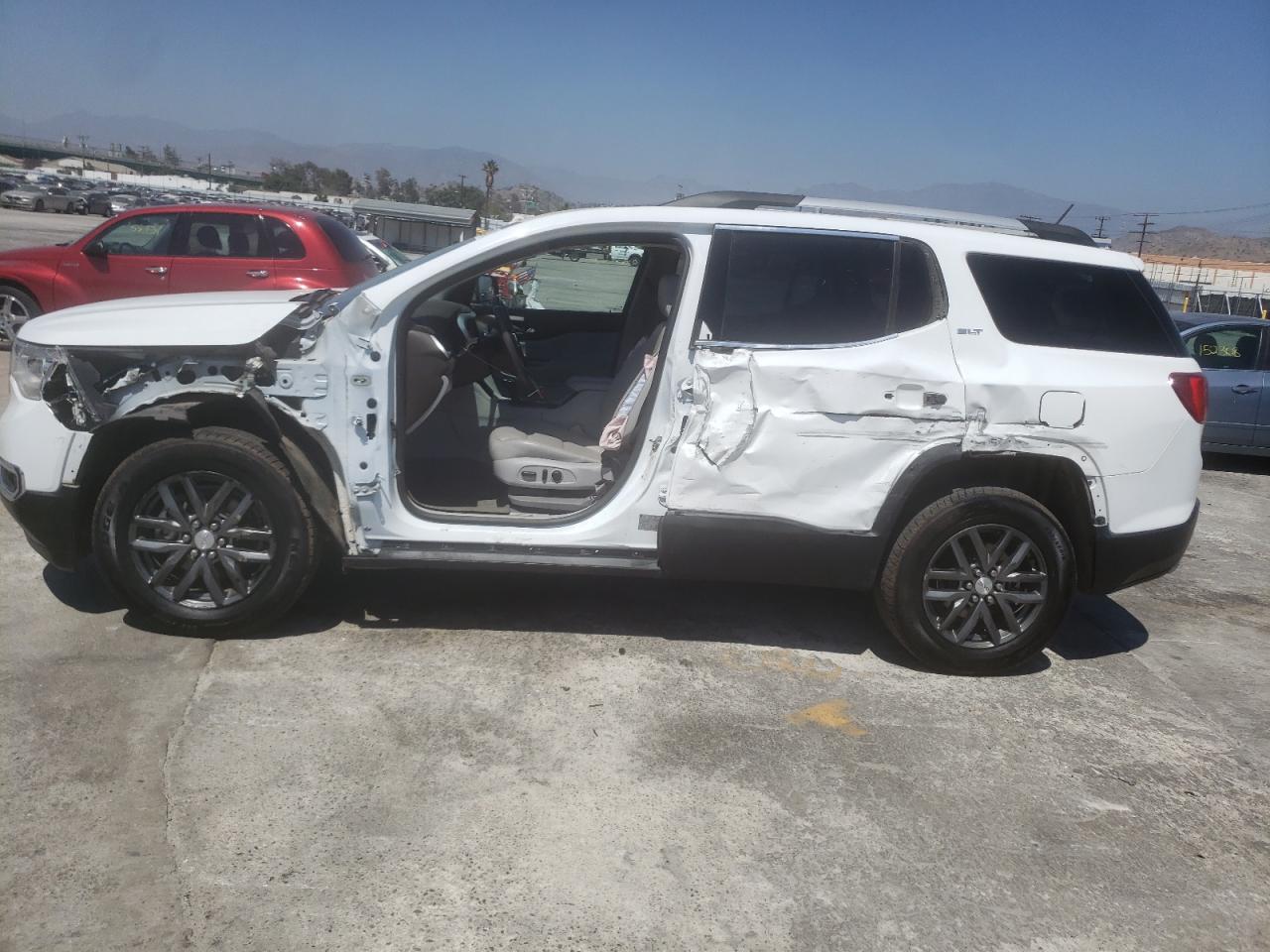 Photo 9 from auction – 2018 GMC ACADIA SLT with VIN 1GKKNMLS8JZ127501