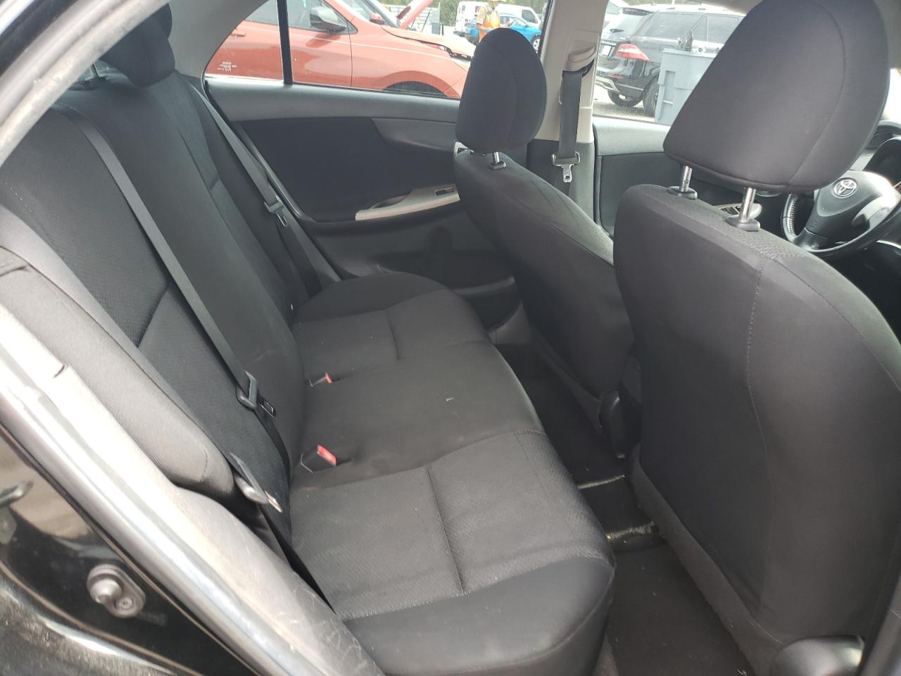 Photo 6 from auction – 2010 TOYOTA COROALLA with VIN 2T1BU4EE3AC483371