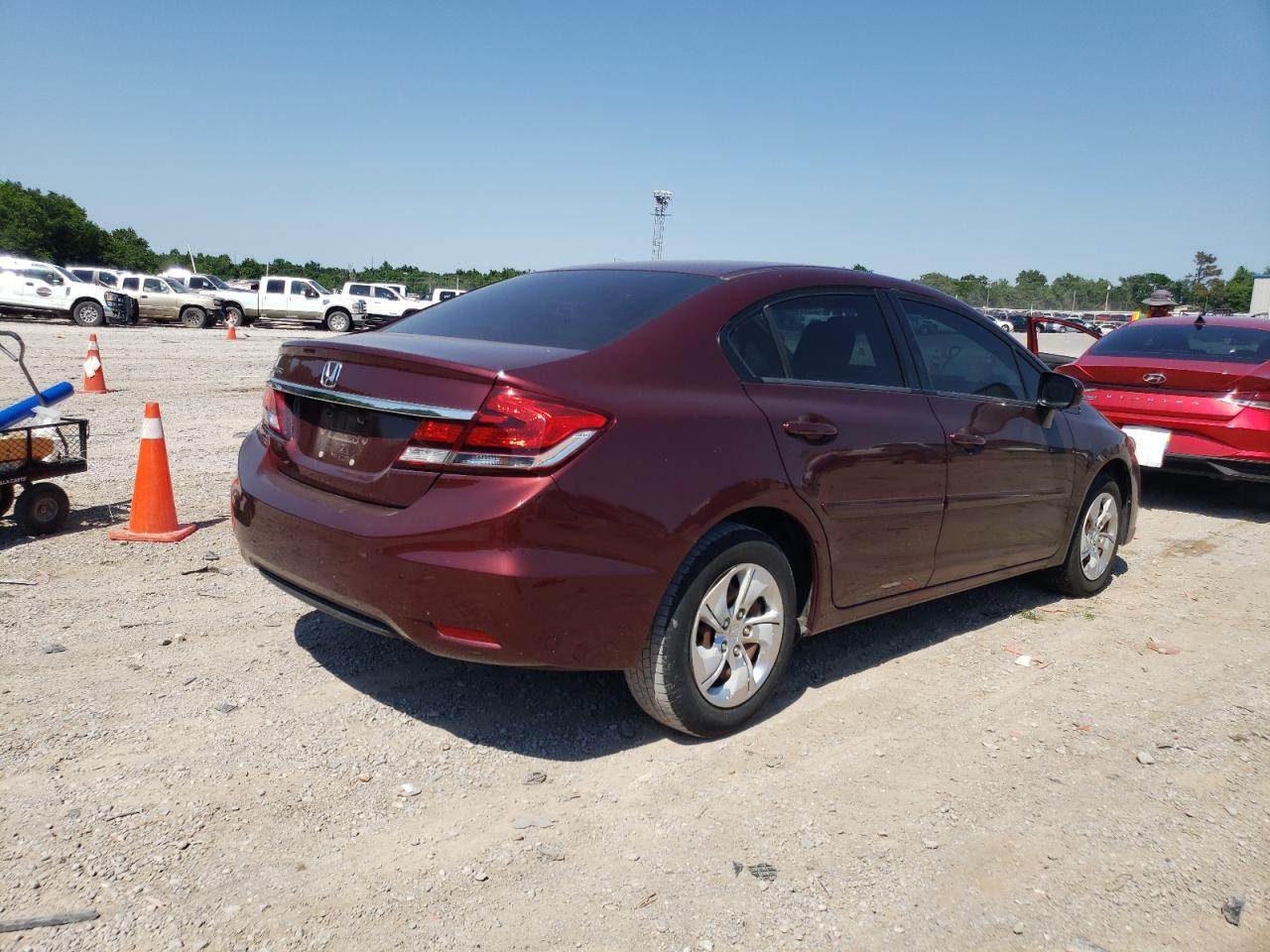 Photo 4 from auction – 2015 HONDA CIVIC LX with VIN 2HGFB2F55FH520994