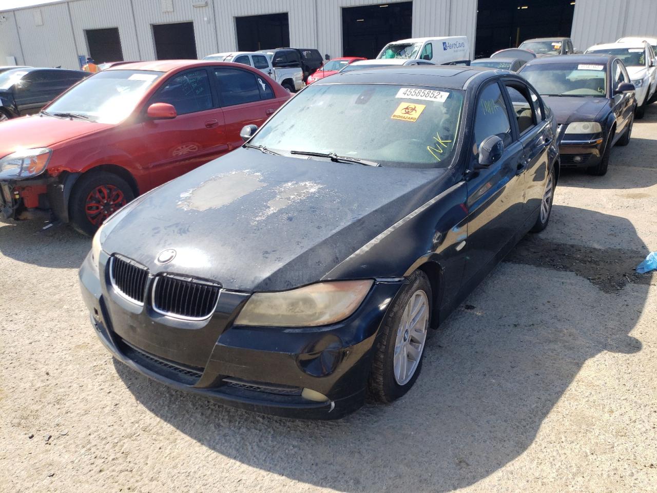 Photo 2 from auction – 2006 BMW 325 I with VIN WBAVB13516KR64968