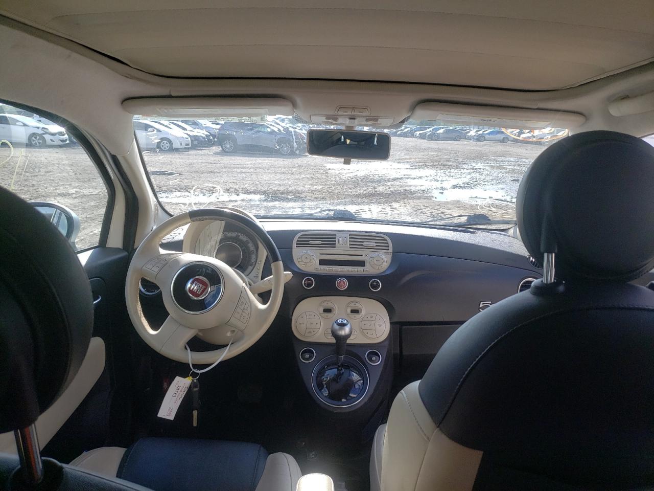 Photo 9 from auction – 2012 FIAT 500 LOUNGE with VIN 3C3CFFER4CT302442