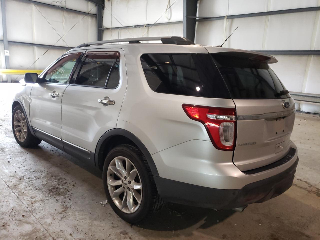 Photo 3 from auction – 2012 FORD EXPLORER L with VIN 1FMHK7F89CGA40443