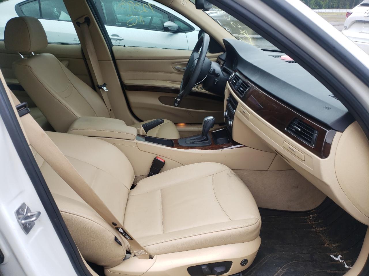 Photo 5 from auction – 2011 BMW 328 XI SUL with VIN WBAPK5C50BF127101