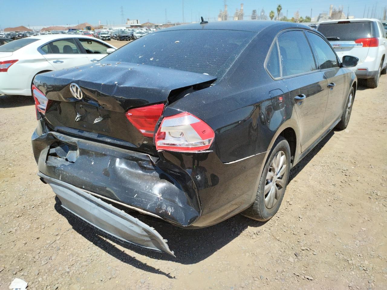 Photo 4 from auction – 2013 VOLKSWAGEN PASSAT S with VIN 1VWAH7A34DC097803