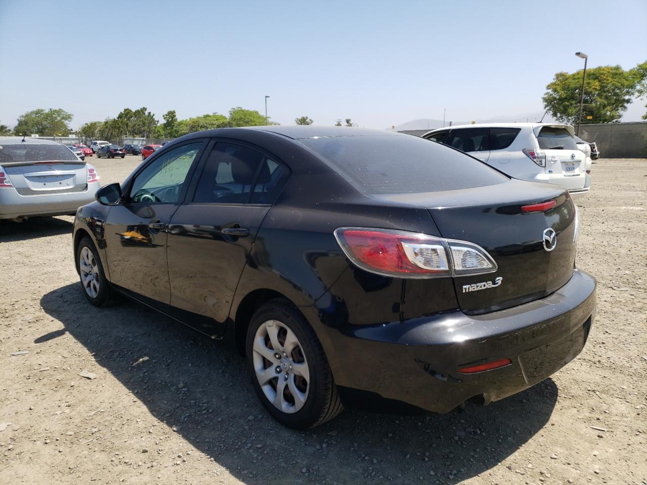 Photo 3 from auction – 2012 MAZDA 3 I with VIN JM1BL1UG9C1555198