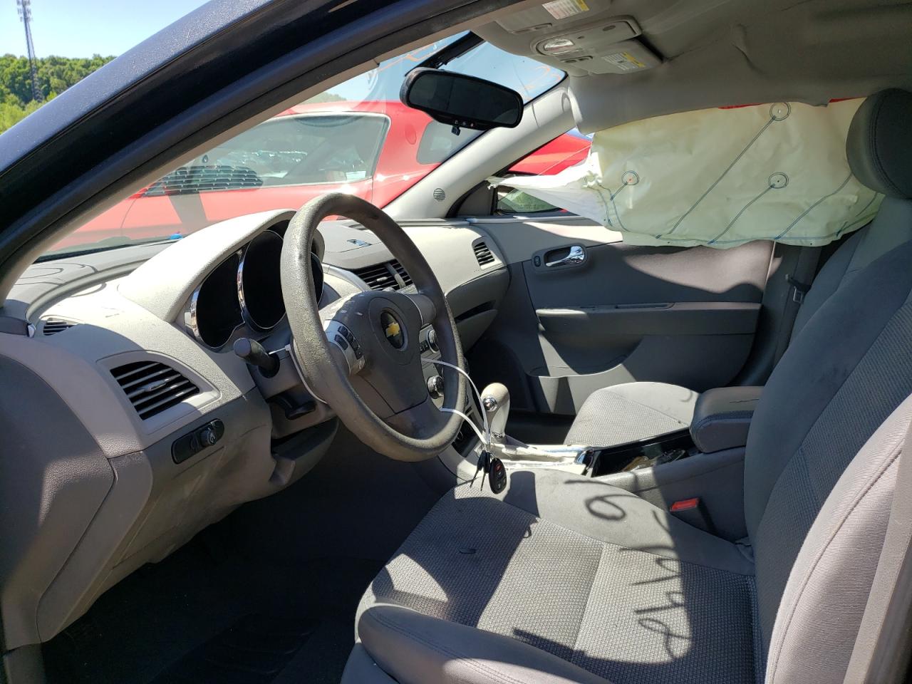 Photo 19 from auction – 2010 CHEVROLET MALIBU LS with VIN 1G1ZB5EB2AF303992