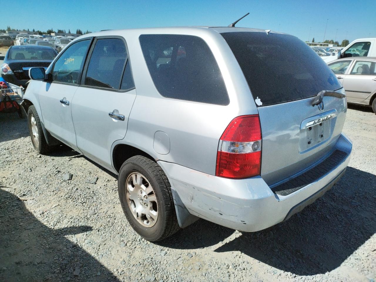 Photo 3 from auction – 2002 ACURA MDX with VIN 2HNYD18472H545612