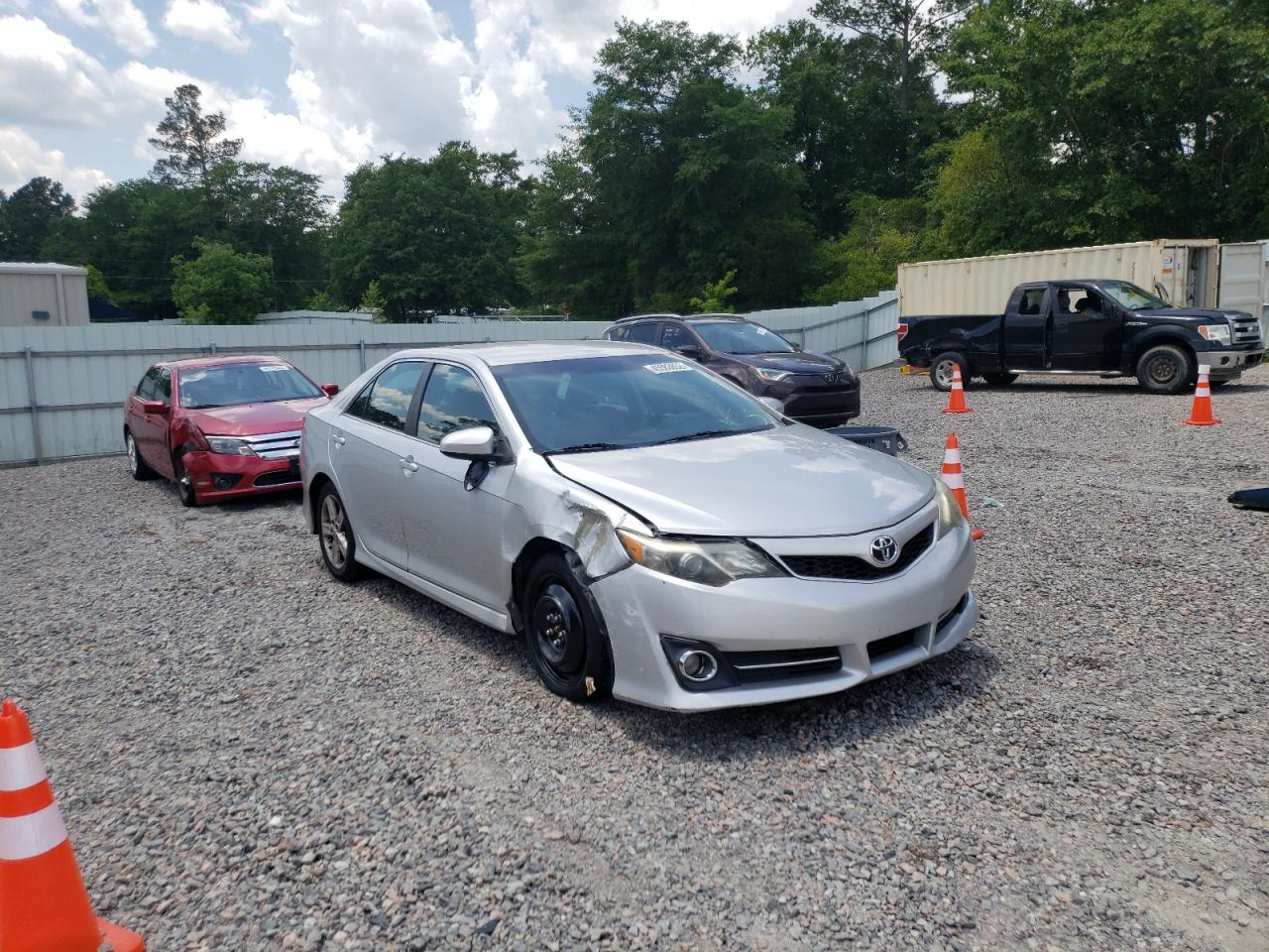 TOYOTA CAMRY L 2014 with VIN 4T1BF1FK0EU829264 - Photo from auction