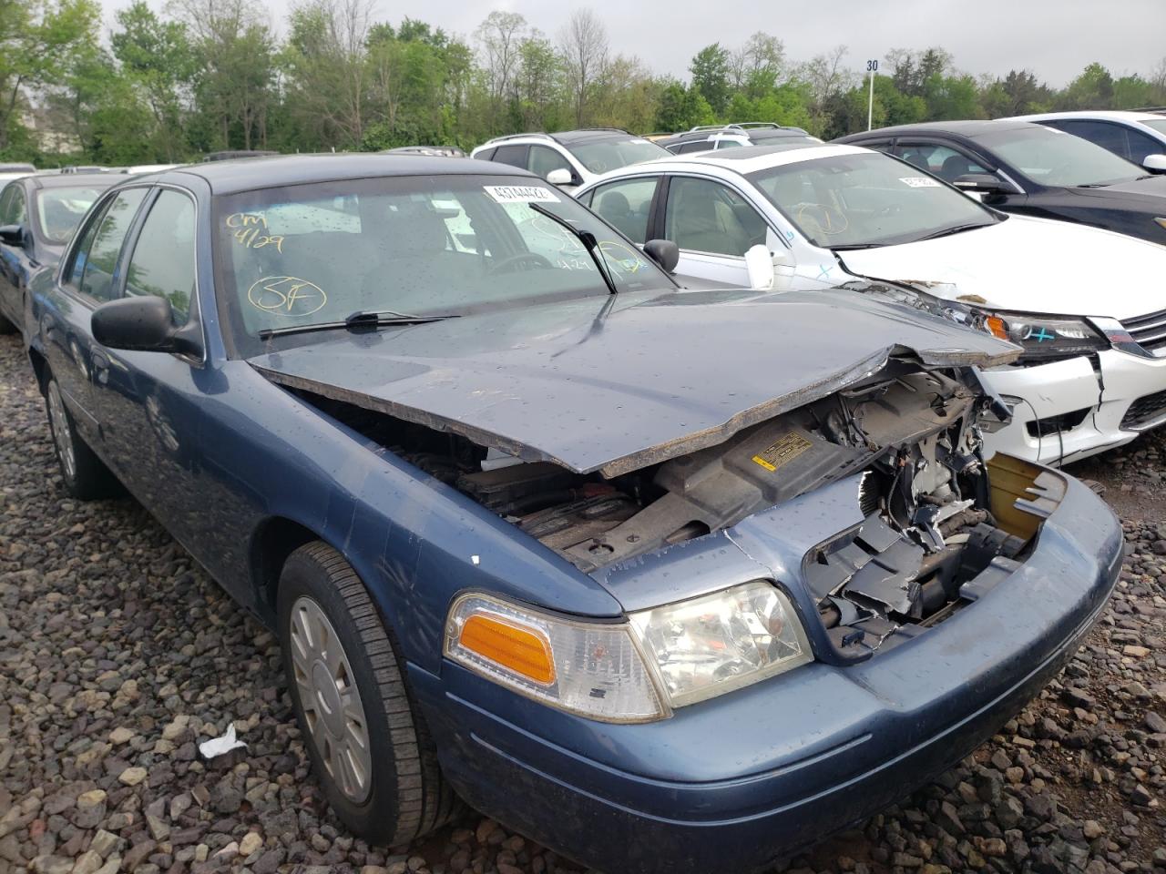 FORD CROWN VICT 2008 with VIN 2FAHP71V88X148675 - Photo from auction