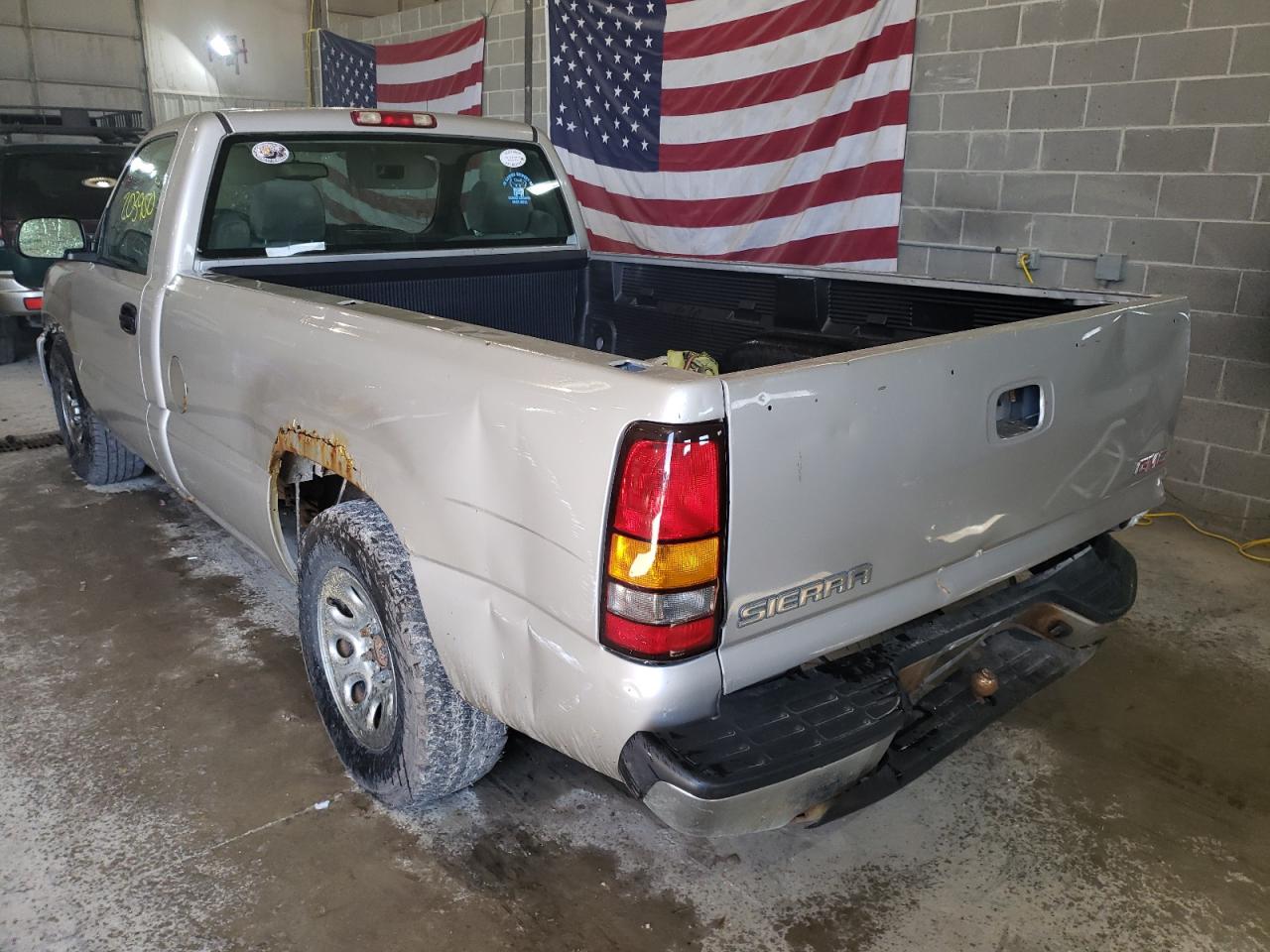 Photo 3 from auction – 2005 GMC NEW SIERRA with VIN 1GTEC14V95Z259789