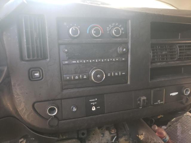 Photo 9 from auction – 2017 CHEVROLET EXPRESS G2 with VIN 1GCWGBFF7H1116797