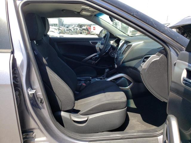 Photo 5 from auction – 2016 HYUNDAI VELOSTER with VIN KMHTC6AD9GU272277