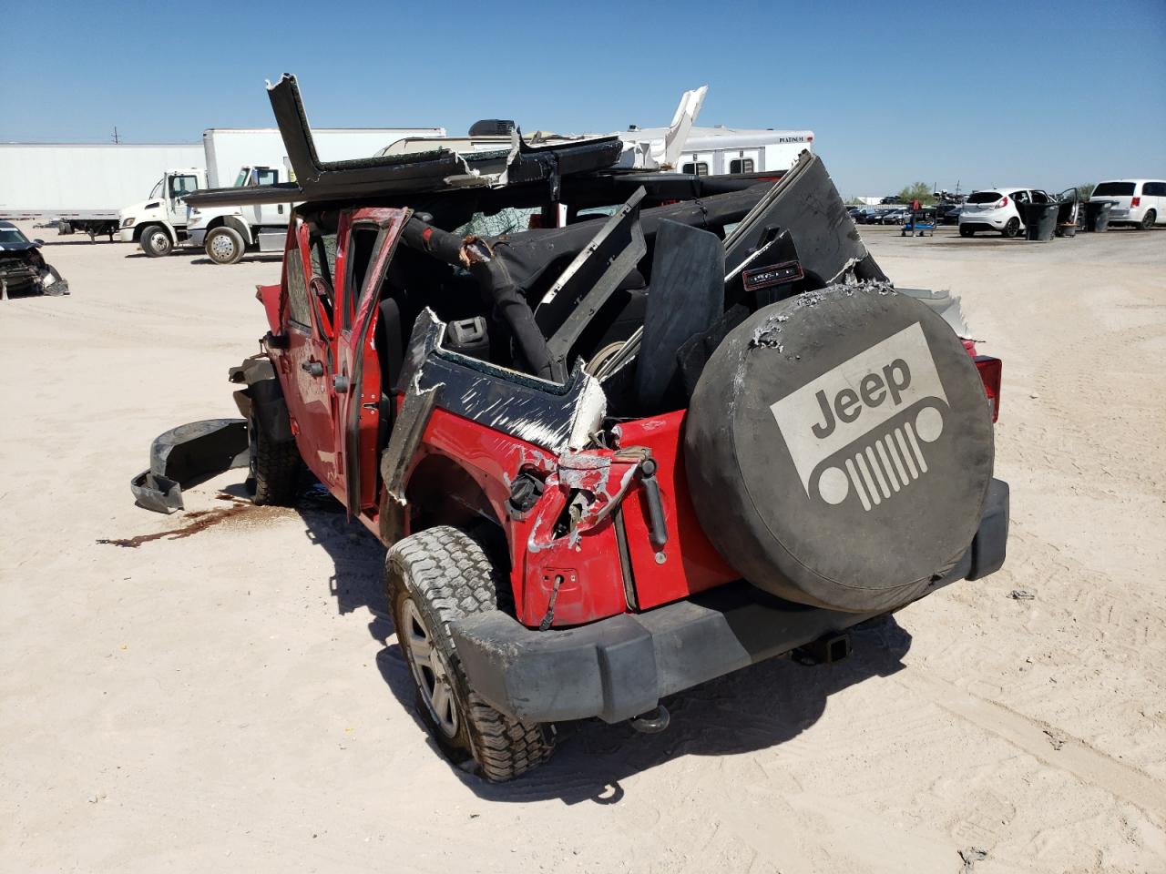 Photo 3 from auction – 2014 JEEP WRANGLER U with VIN 1C4BJWDG3EL261418