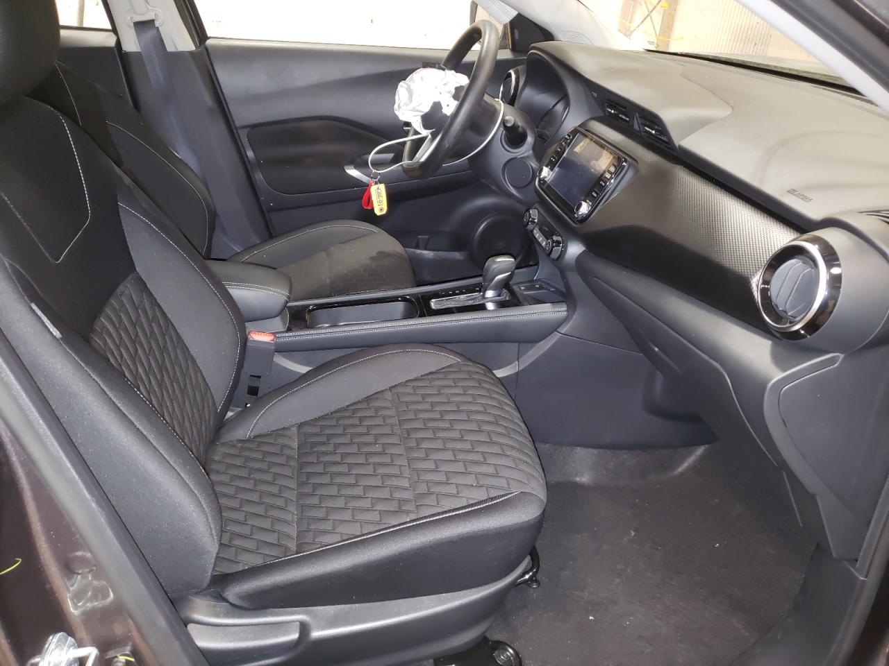 Photo 5 from auction – 2022 NISSAN KICKS with VIN 3N1CP5CV7NL487496