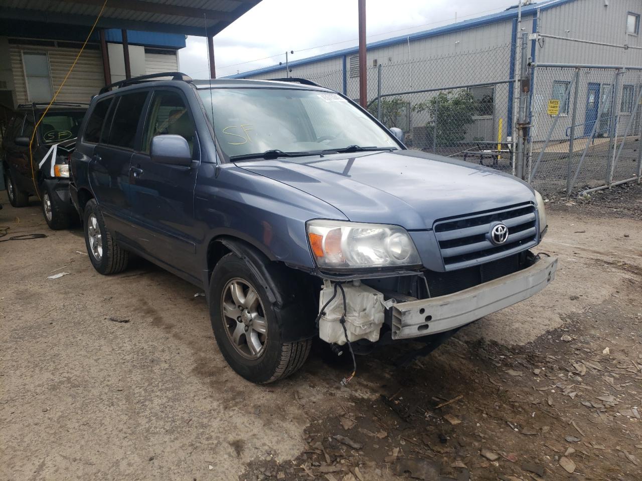 TOYOTA HIGHLANDER 2005 with VIN JTEEP21A550071038 - Photo from auction