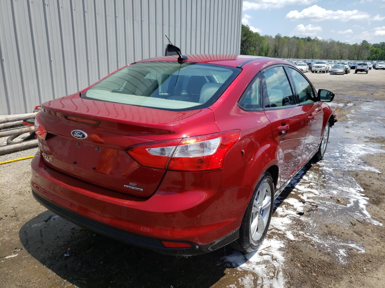 Photo 4 from auction – 2014 FORD FOCUS SE with VIN 1FADP3F22EL297968