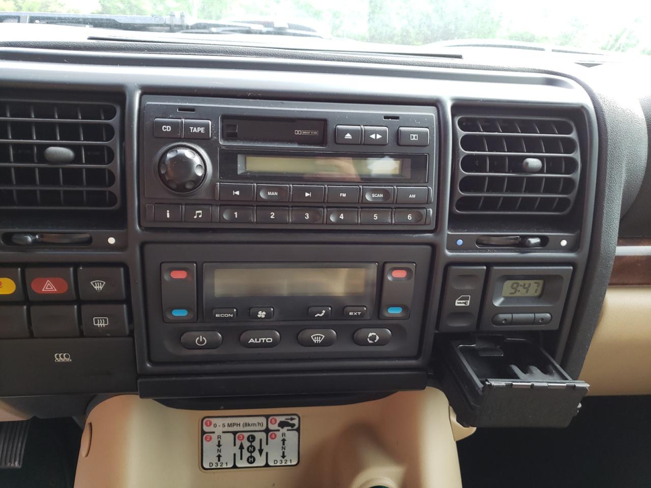Photo 9 from auction – 2003 LAND ROVER DISCOVERY with VIN SALTY16403A814744