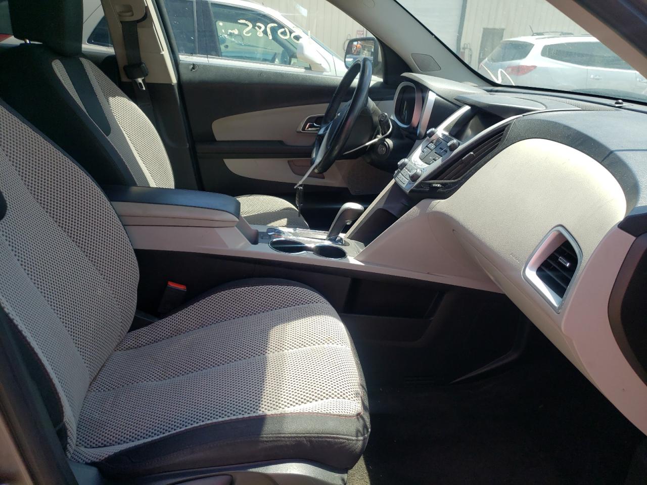Photo 5 from auction – 2012 CHEVROLET EQUINOX LT with VIN 2GNFLNE52C6317011
