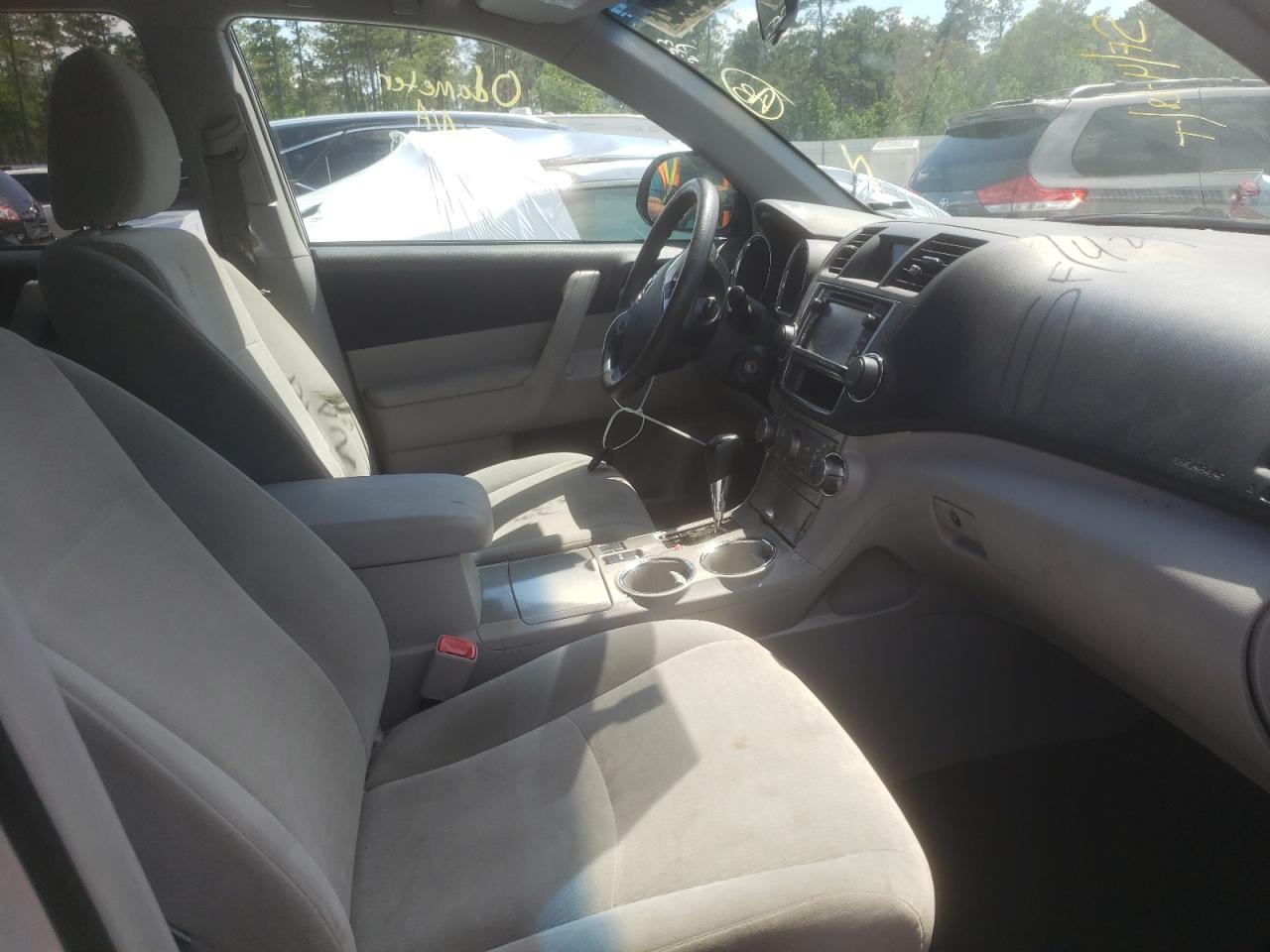 Photo 5 from auction – 2013 TOYOTA HIGHLANDER with VIN 5TDZA3EH8DS038194