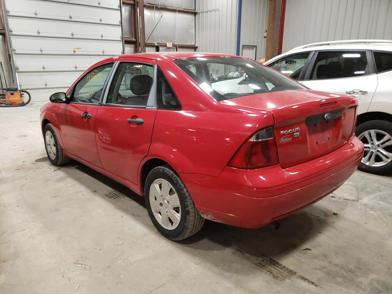 Photo 3 from auction – 2007 FORD FOCUS ZX4 with VIN 1FAHP34N37W345090