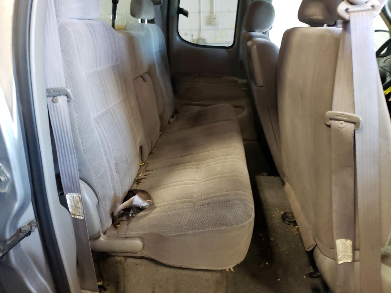 Photo 6 from auction – 2002 TOYOTA TUNDRA ACC with VIN 5TBBT44112S268946