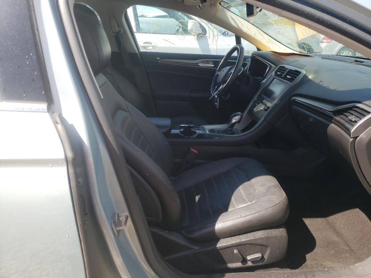 Photo 5 from auction – 2014 FORD FUSION SE with VIN 3FA6P0LU6ER316522