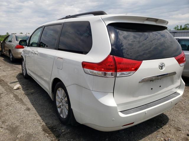 Photo 3 from auction – 2011 TOYOTA SIENNA XLE with VIN 5TDYK3DC5BS042604