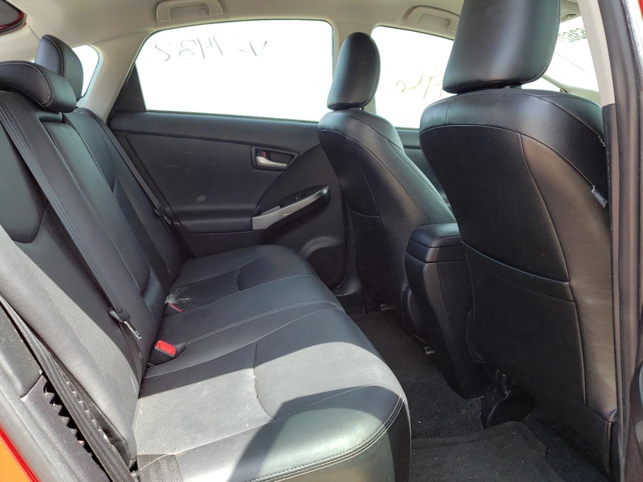 Photo 6 from auction – 2015 TOYOTA PRIUS with VIN JTDKN3DU4F0407482