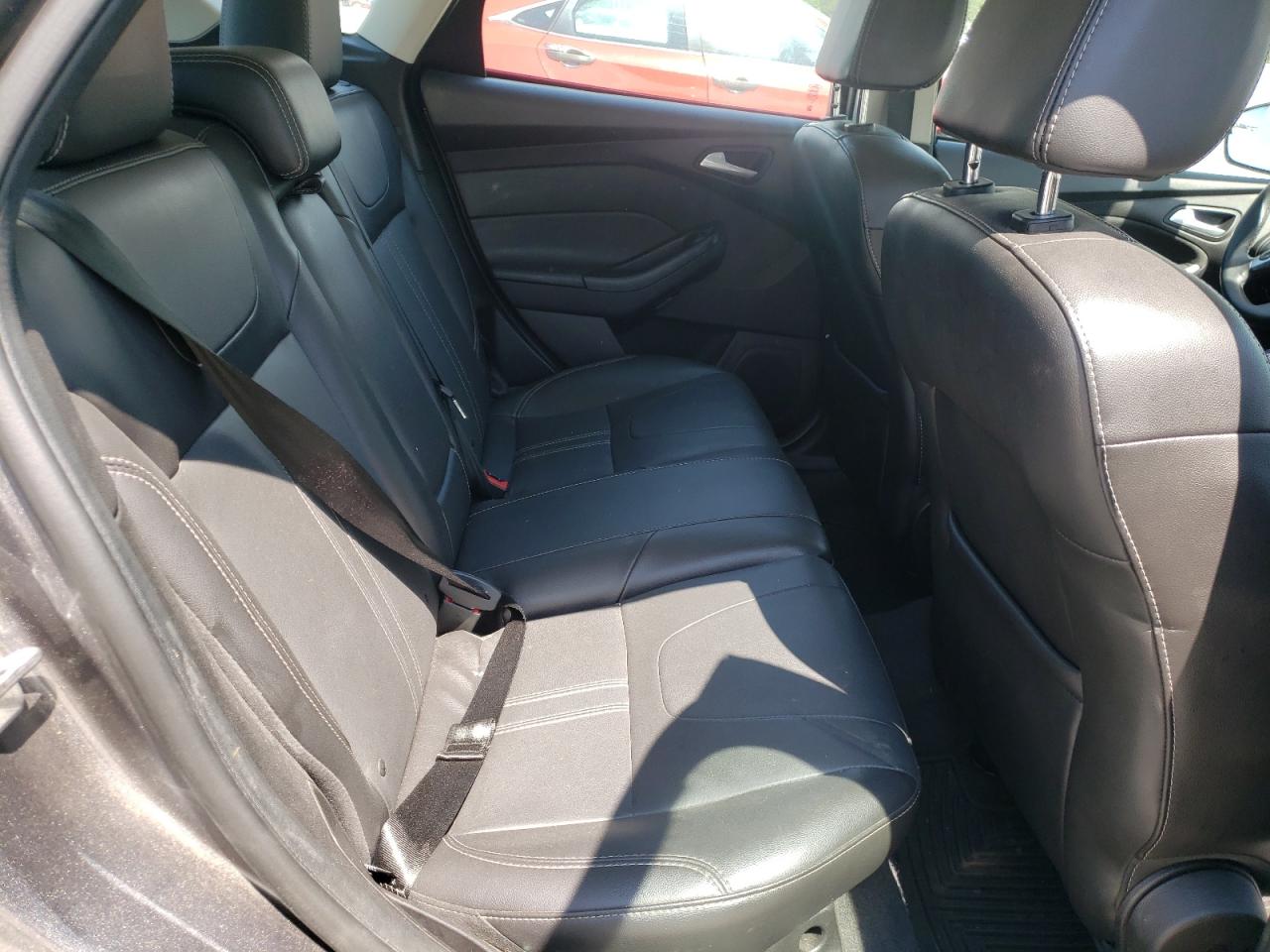 Photo 6 from auction – 2014 FORD FOCUS SE with VIN 1FADP3K2XEL318166