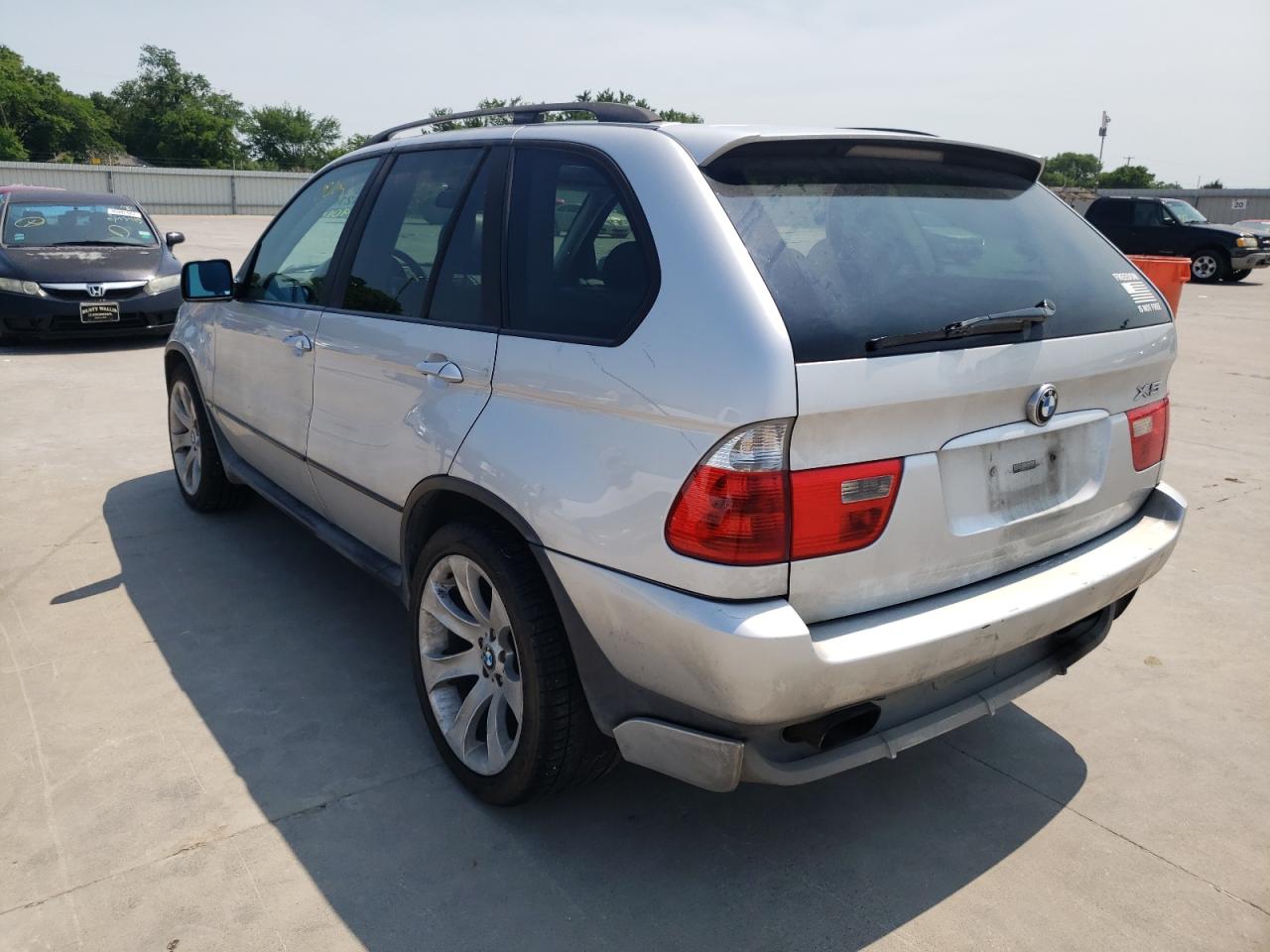 Foto 3 de la subasta – 2004 BMW X5 3.0I con VIN 5UXFA13514LU39019