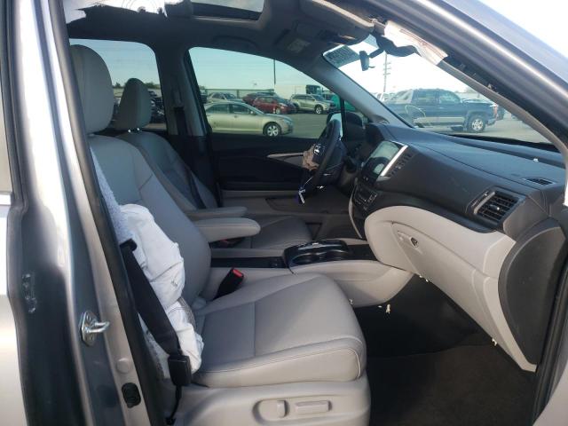 Photo 5 from auction – 2020 HONDA RIDGELINE with VIN 5FPYK3F5XLB020531