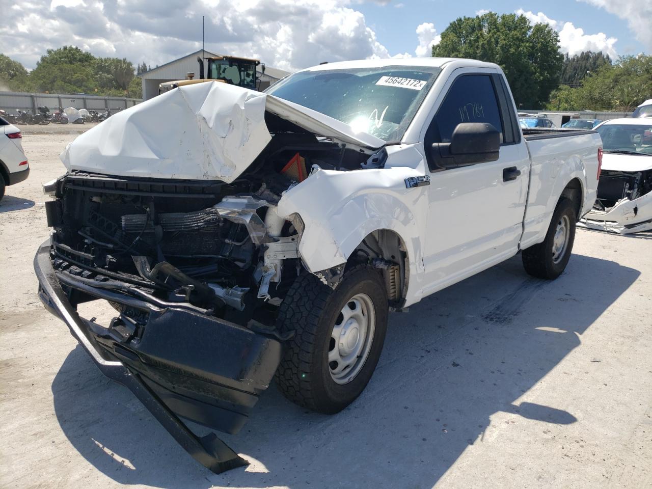 Photo 2 from auction – 2018 FORD F150 with VIN 1FTMF1CB4JFA57514