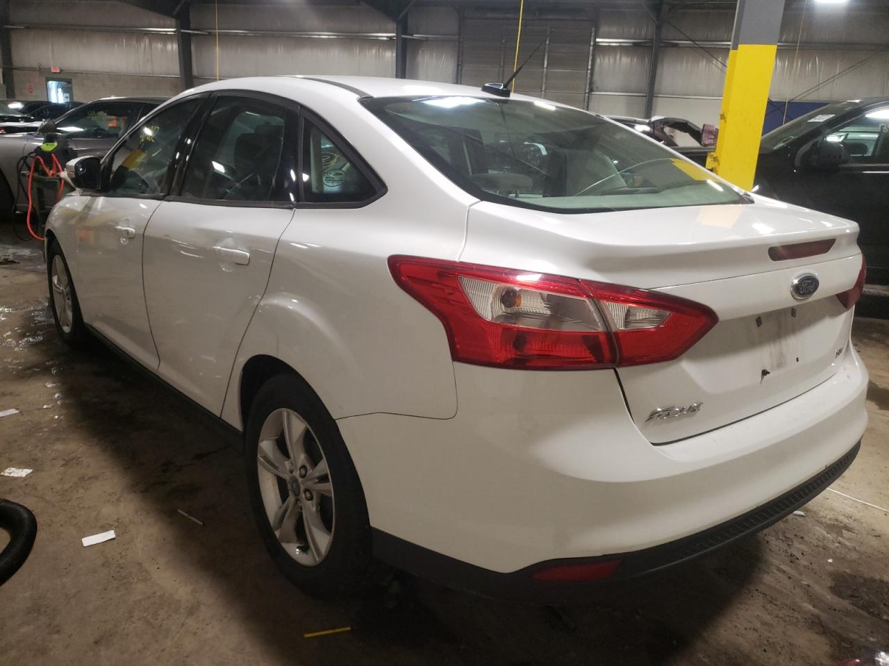 Photo 3 from auction – 2013 FORD FOCUS SE with VIN 1FADP3F22DL269411