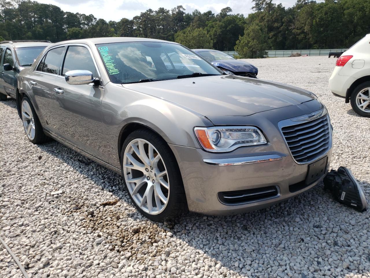 CHRYSLER 300 2014 with VIN 2C3CCAAG5EH193744 - Photo from auction