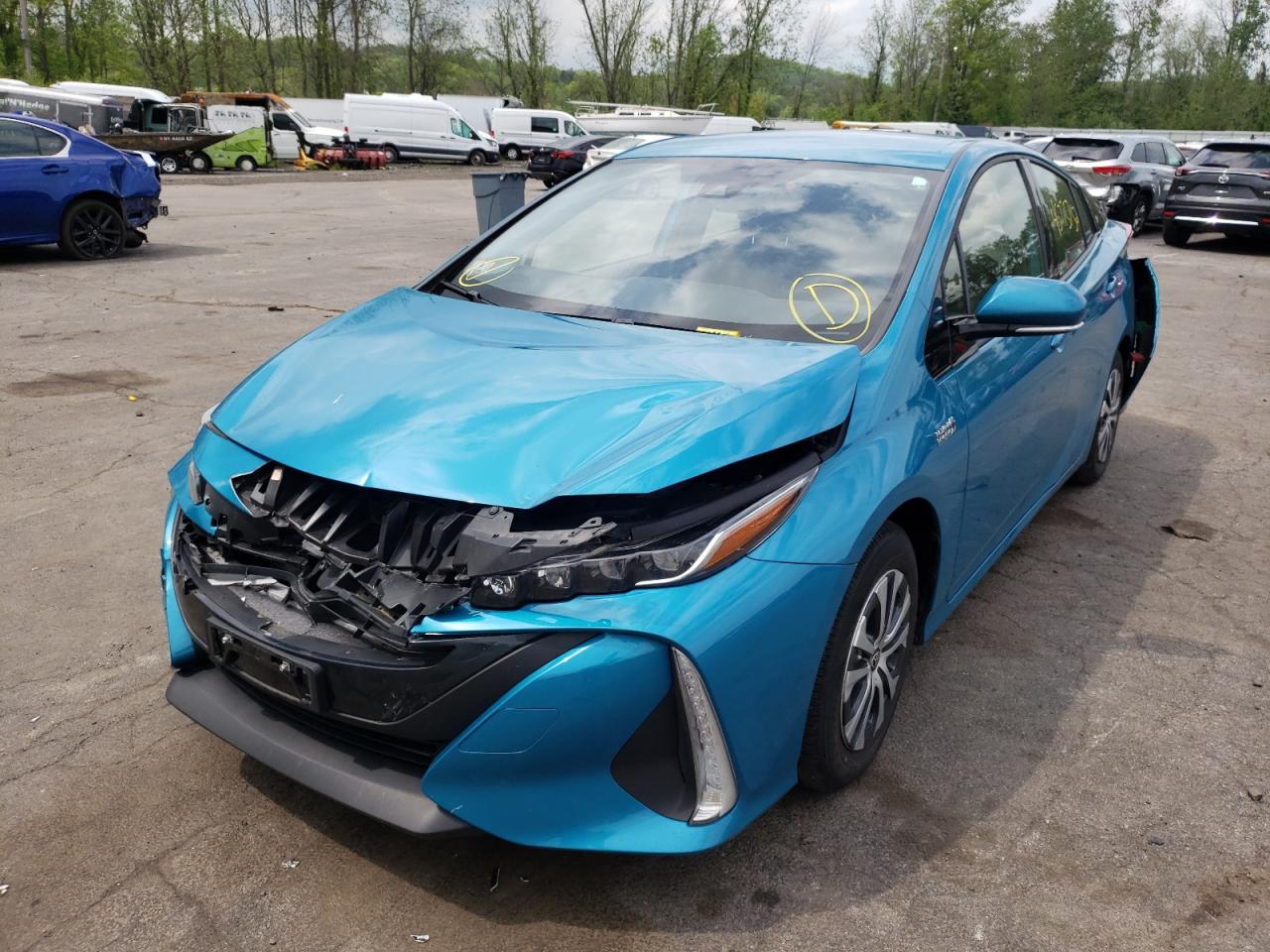 Photo 2 from auction – 2020 TOYOTA PRIUS PRIM with VIN JTDKARFP0L3159781