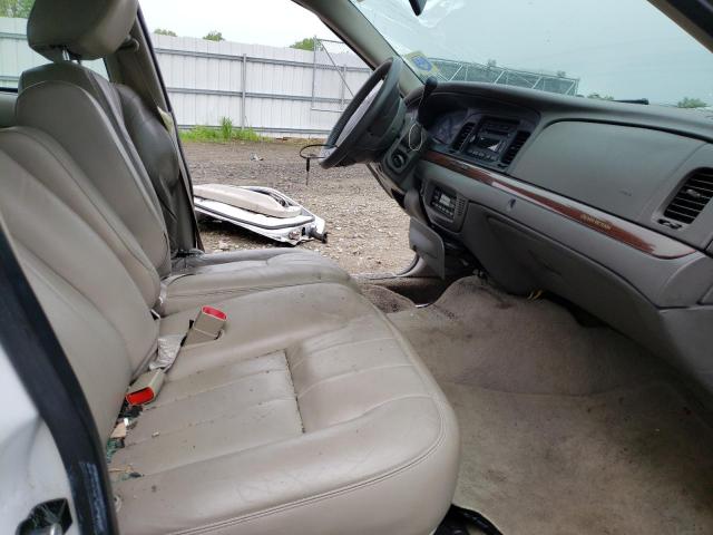 صورة رقم 5 من المزاد - 2011 FORD CROWN VICT مع VIN 2FABP7EV2BX137226