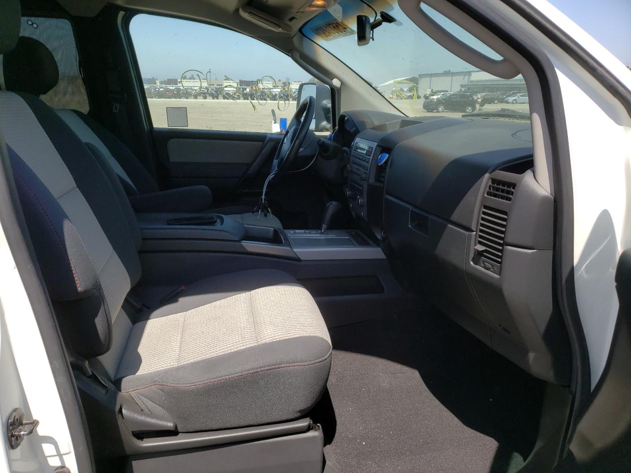 Photo 5 from auction – 2008 NISSAN TITAN XE with VIN 1N6AA06C28N322928