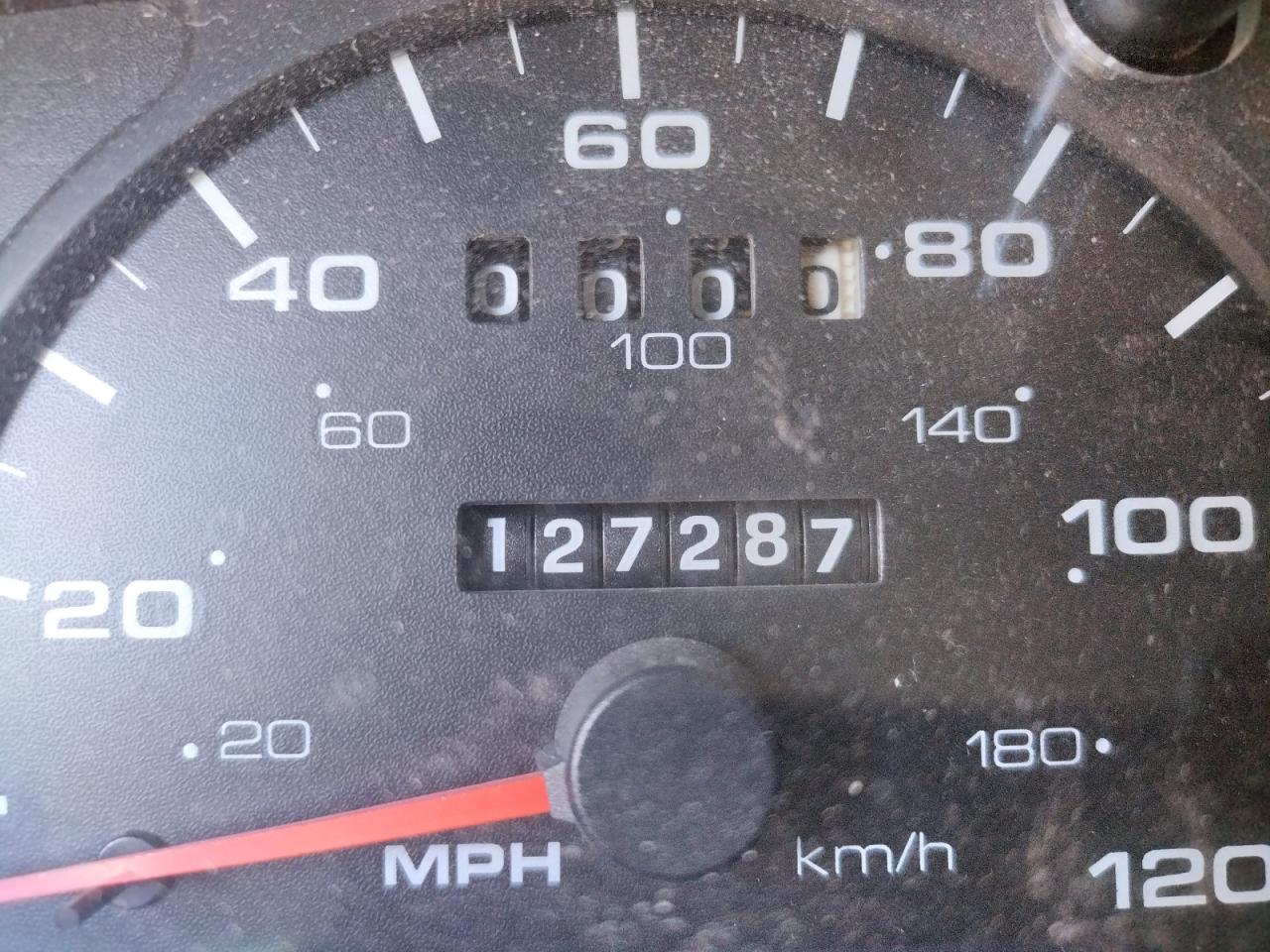 Photo 8 from auction – 2002 FORD TAURUS SES with VIN 1FAFP55262G226539