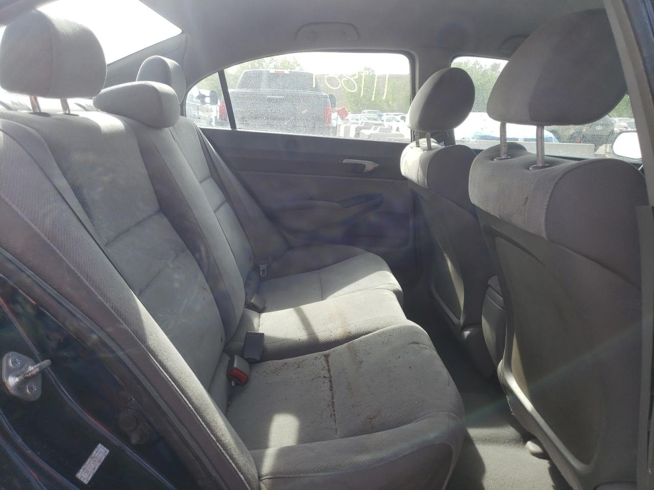 Photo 6 from auction – 2010 HONDA CIVIC LX with VIN 19XFA1F52AE004995