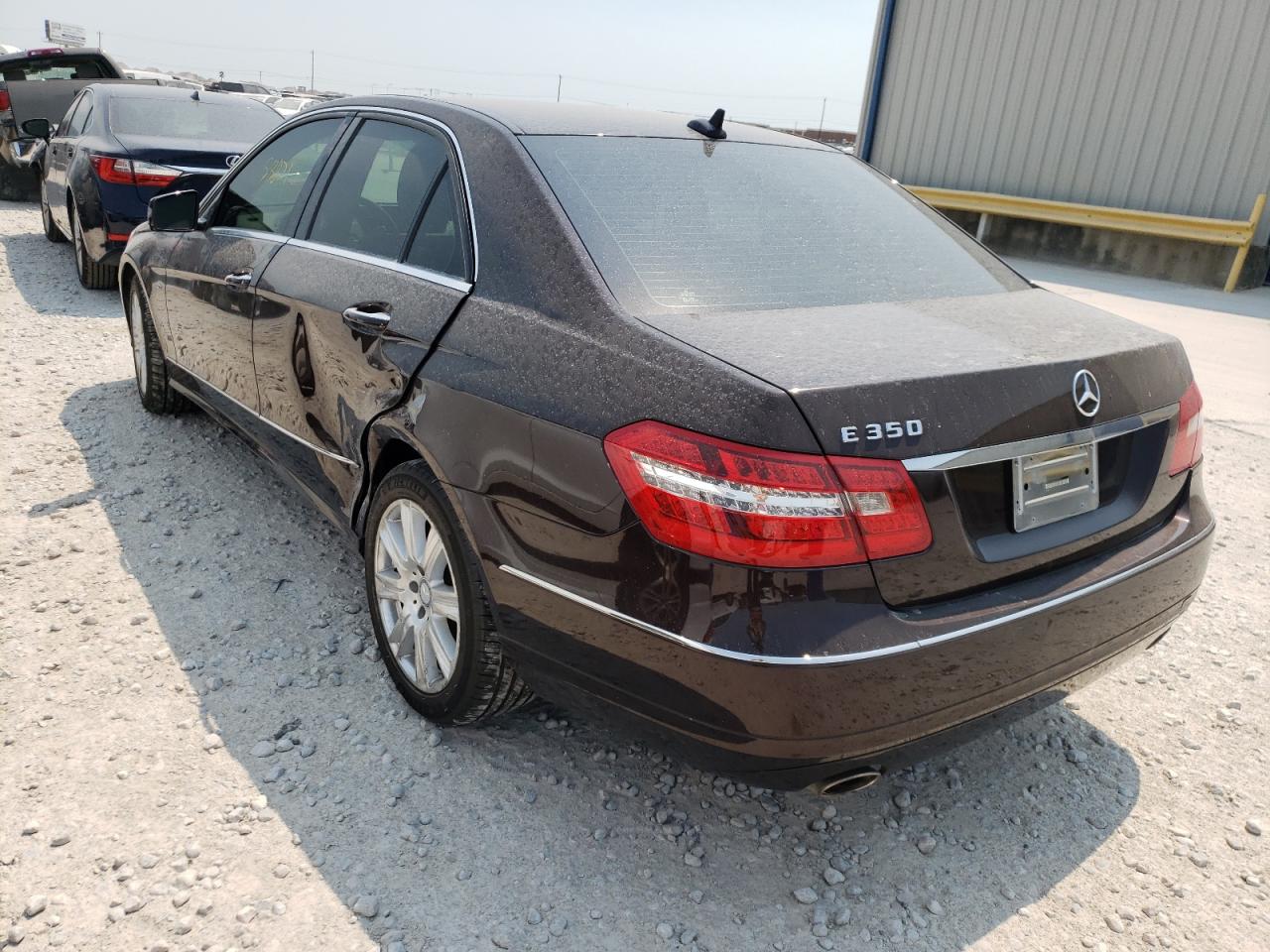 Photo 3 from auction – 2012 MERCEDES-BENZ E 350 with VIN WDDHF5KB9CA523096